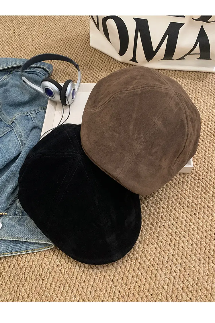 Women's American Retro Suede Melard Beret Hat with Large Head Circumference — feature 1