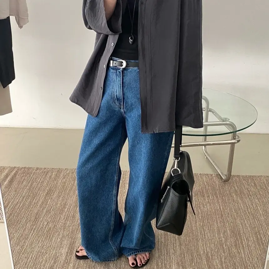 Women Blue Wide Leg Jeans with High Waist Korean Style Outfit