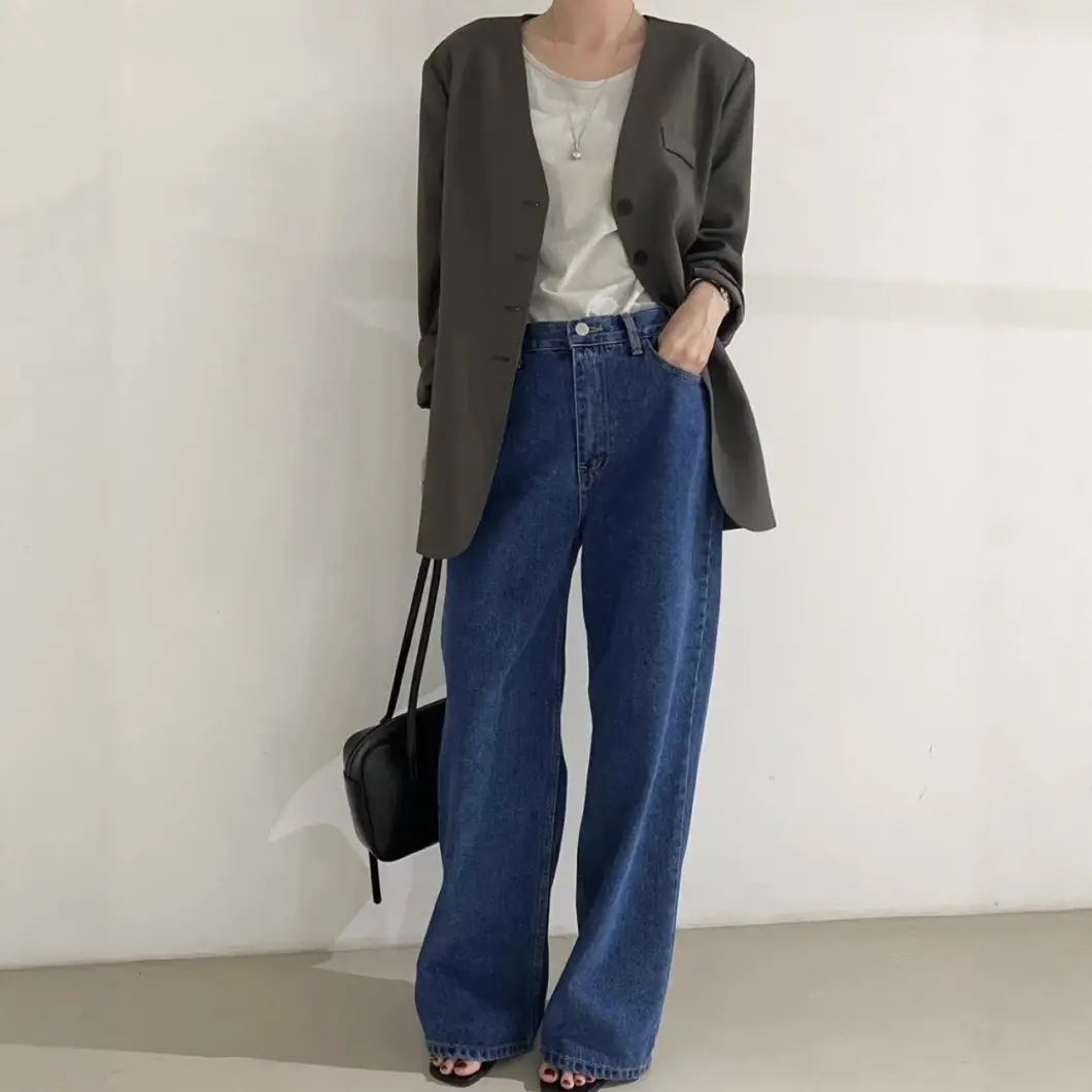 Women Blue Wide Leg Jeans with High Waist Korean Style Outfit