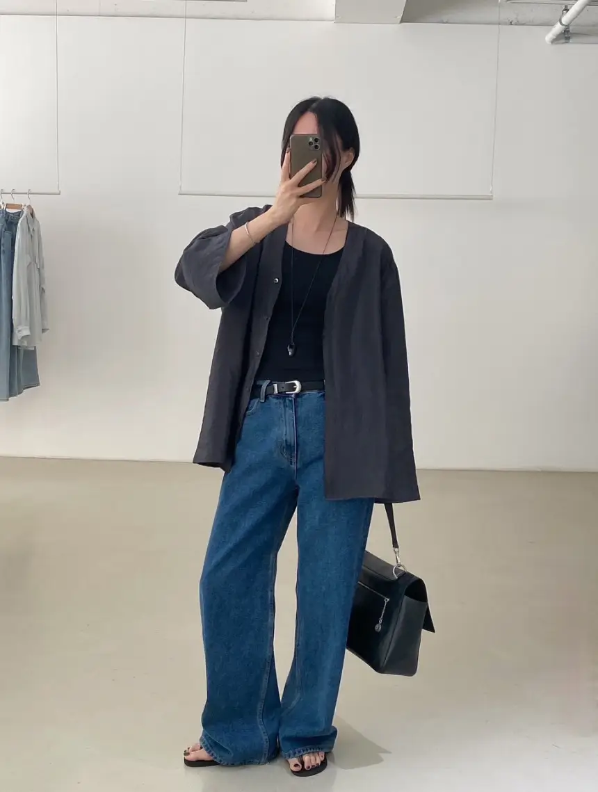 Women Blue Wide Leg Jeans with High Waist Korean Style Outfit — feature 12
