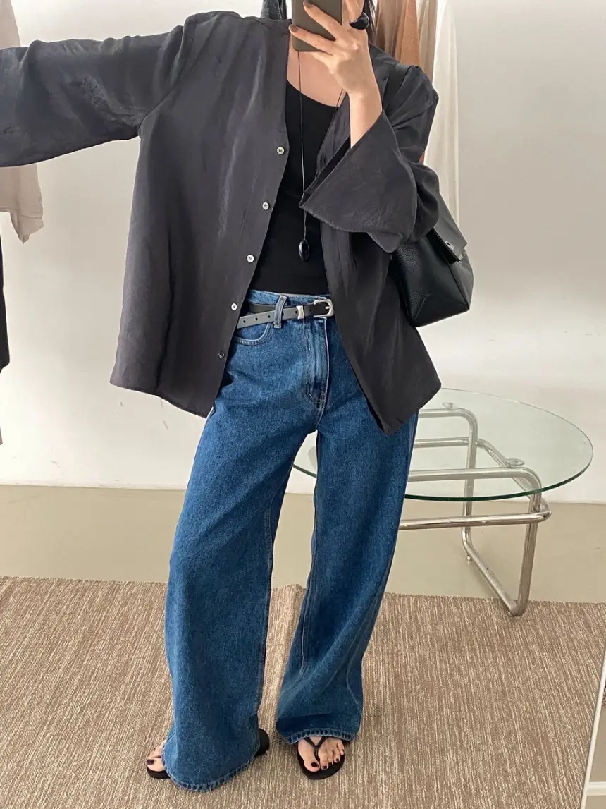 Women Blue Wide Leg Jeans with High Waist Korean Style Outfit — feature 18
