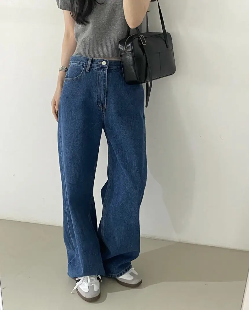 Women Blue Wide Leg Jeans with High Waist Korean Style Outfit — feature 28