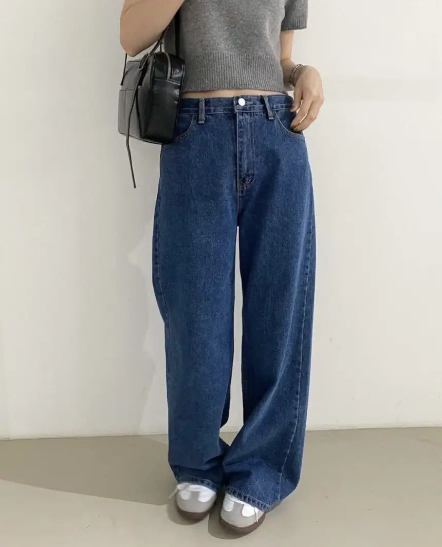 Women Blue Wide Leg Jeans with High Waist Korean Style Outfit — feature 30
