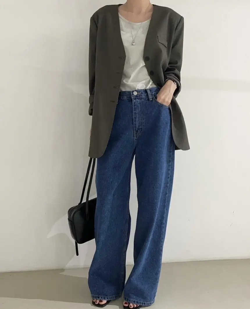 Women Blue Wide Leg Jeans with High Waist Korean Style Outfit — feature 32