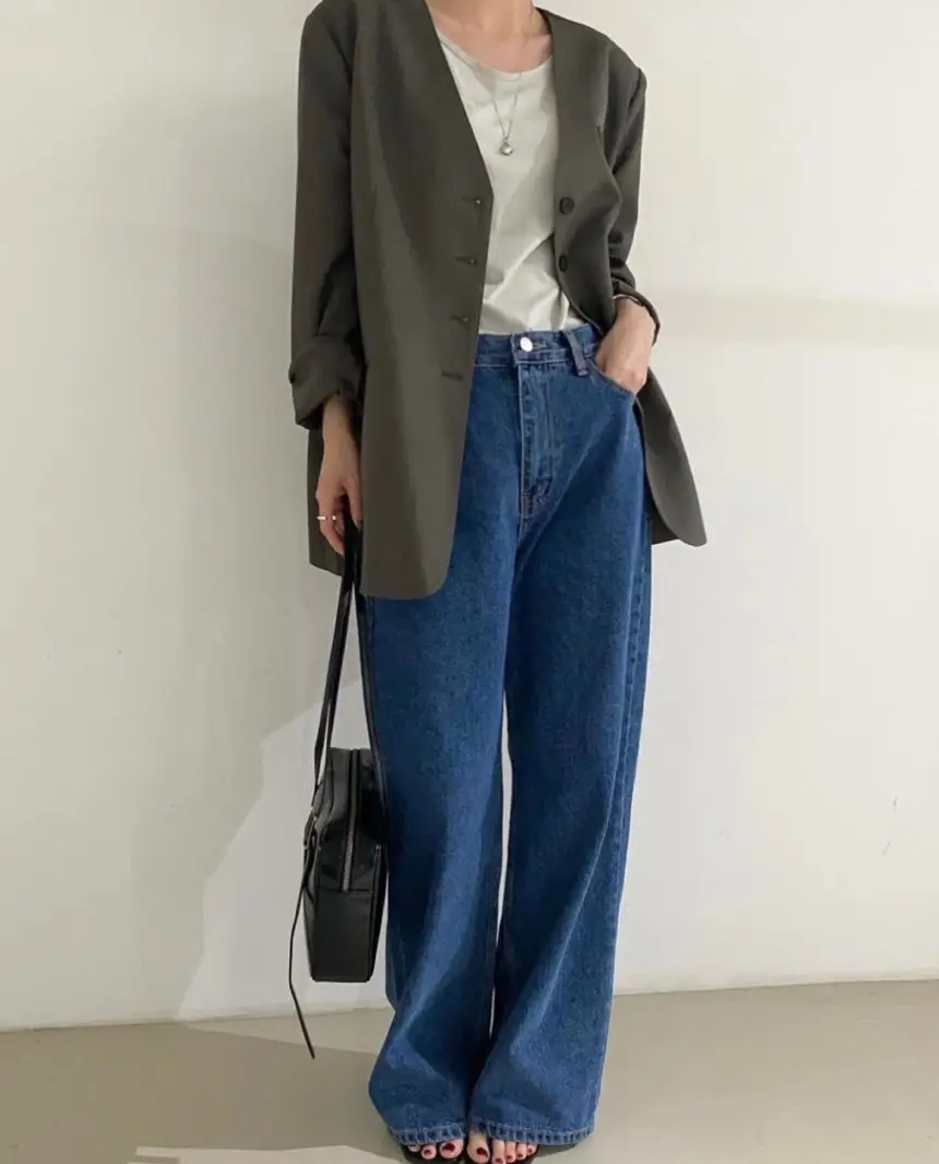 Women Blue Wide Leg Jeans with High Waist Korean Style Outfit — feature 33