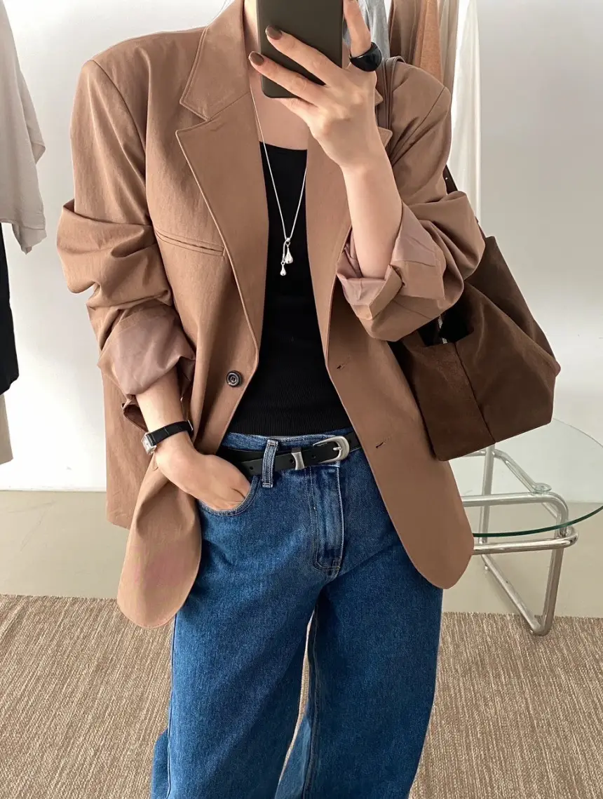 Women Blue Wide Leg Jeans with High Waist Korean Style Outfit — feature 4