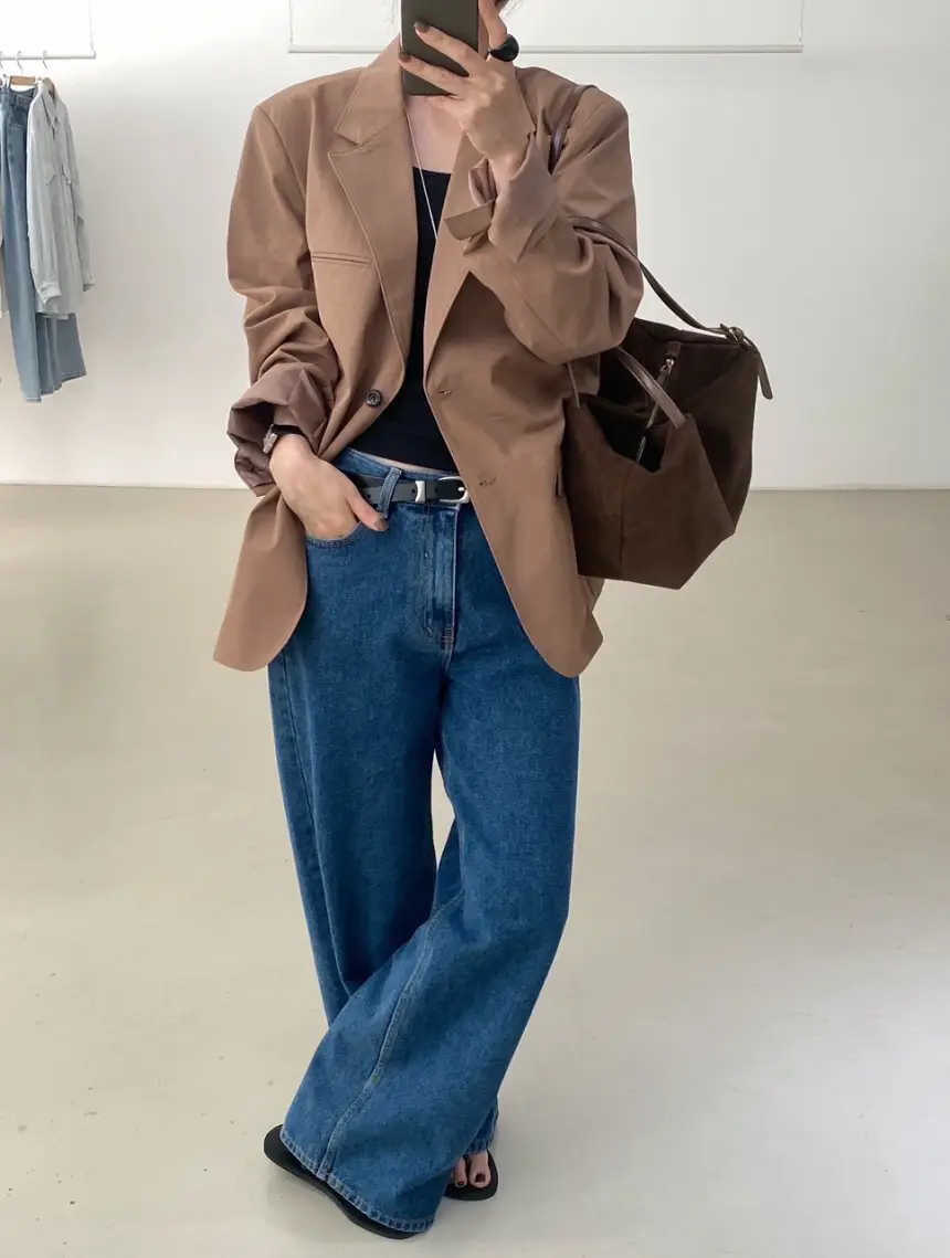 Women Blue Wide Leg Jeans with High Waist Korean Style Outfit — feature 7