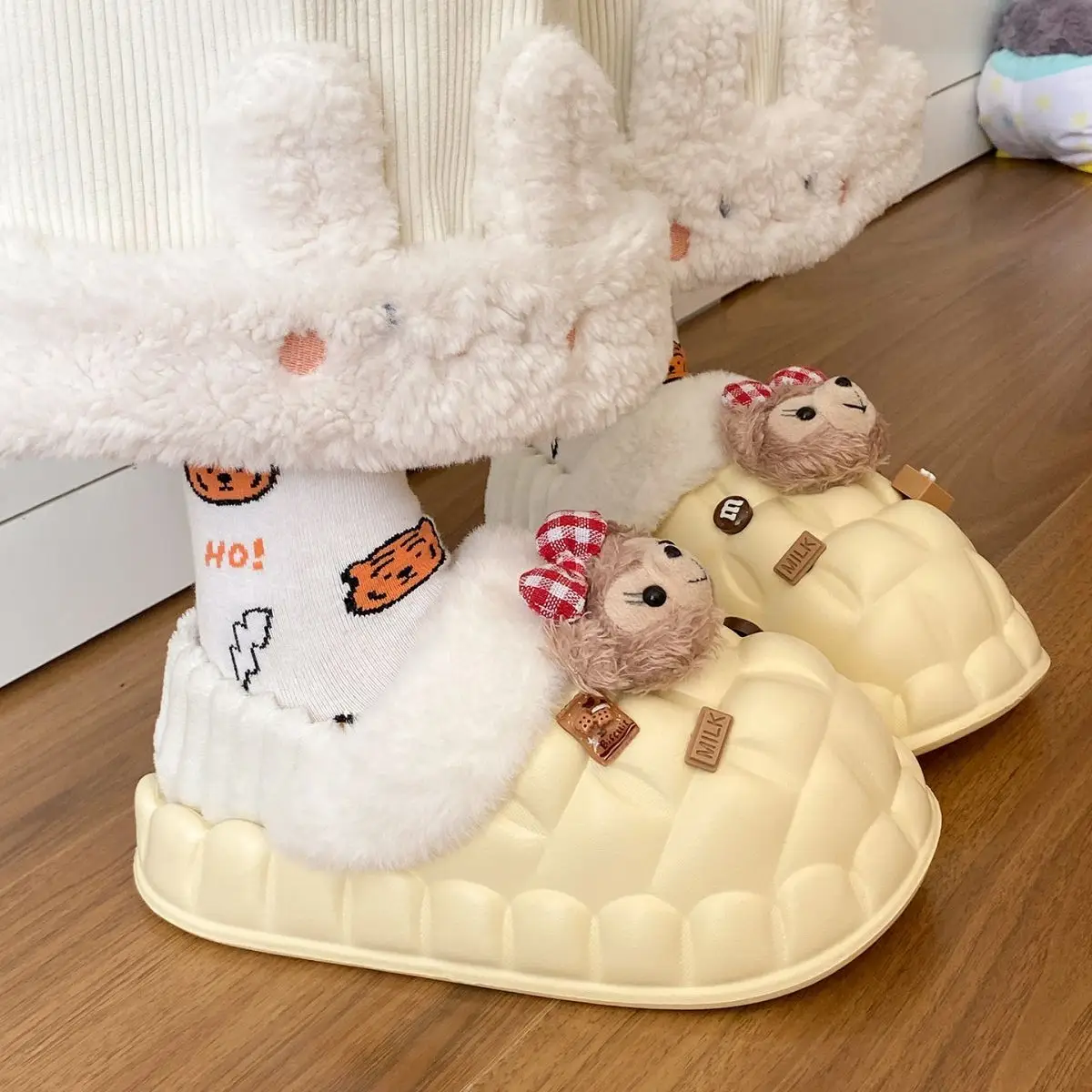 Fleece Lined Warm Cotton Slippers for Women — feature 36