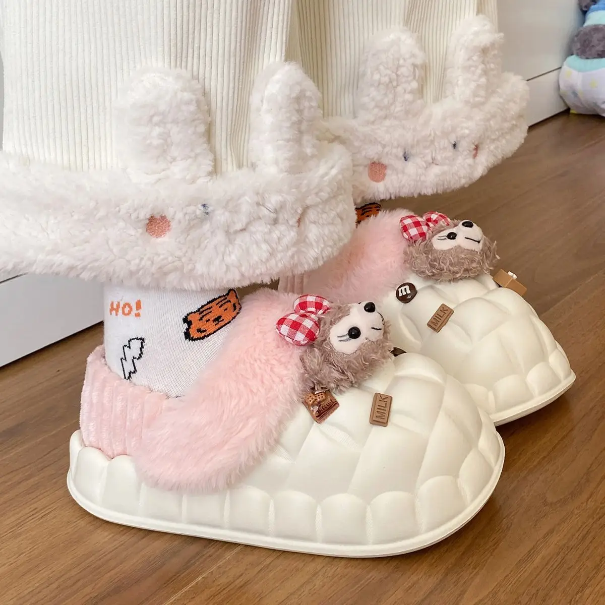 Fleece Lined Warm Cotton Slippers for Women — feature 37