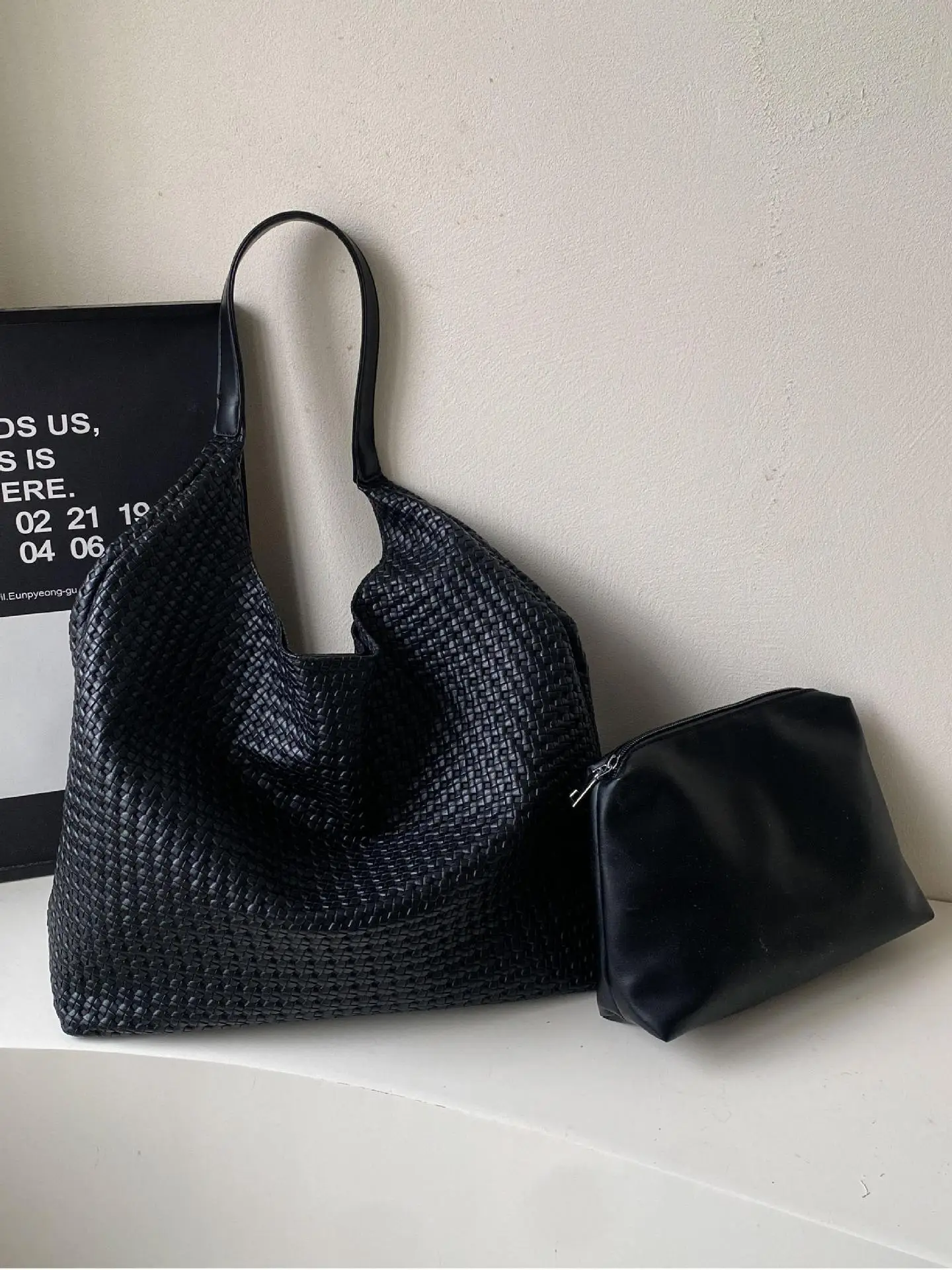 Brown Woven Tote Bag for Women Large Capacity Shoulder Carry - Image 10