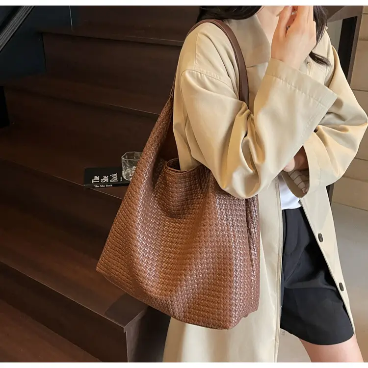 Brown Woven Tote Bag for Women Large Capacity Shoulder Carry — feature 23