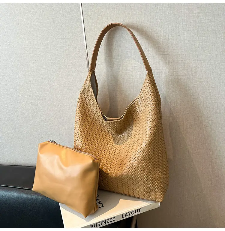 Brown Woven Shoulder Bag for Women Large Capacity — feature 10
