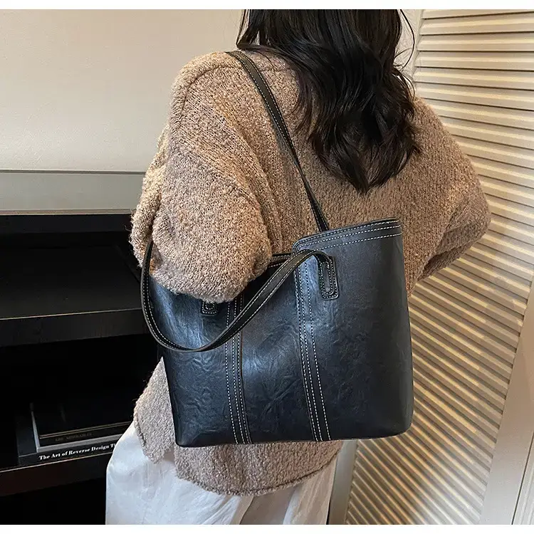 Large Capacity Leather Shoulder Bag for Women 2025 — feature 10