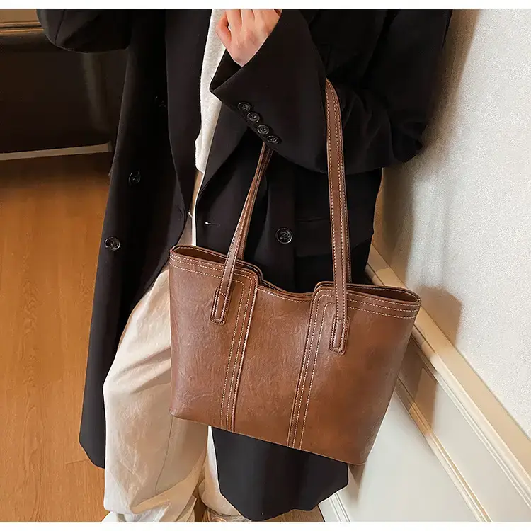 Large Capacity Leather Shoulder Bag for Women 2025 — feature 16