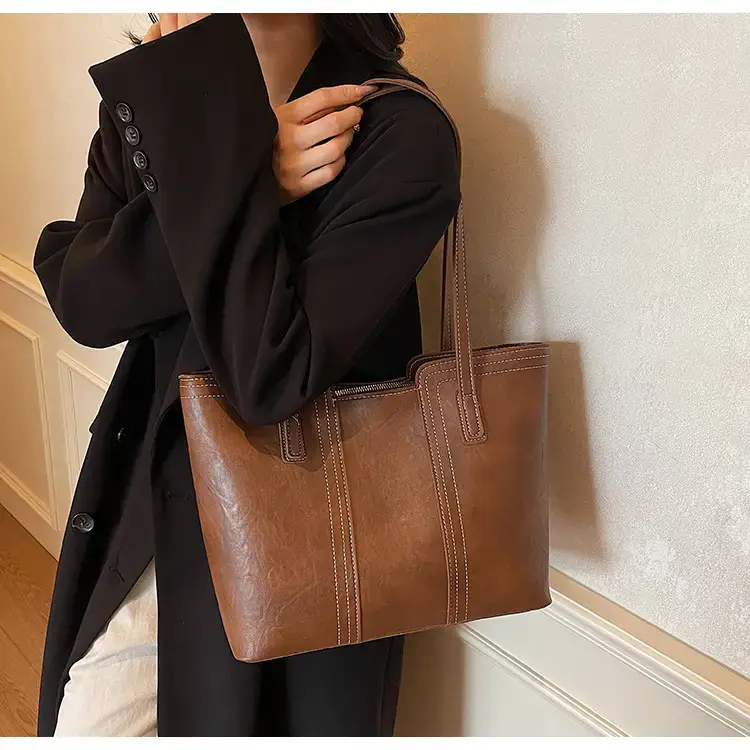 Large Capacity Leather Shoulder Bag for Women 2025 — feature 18