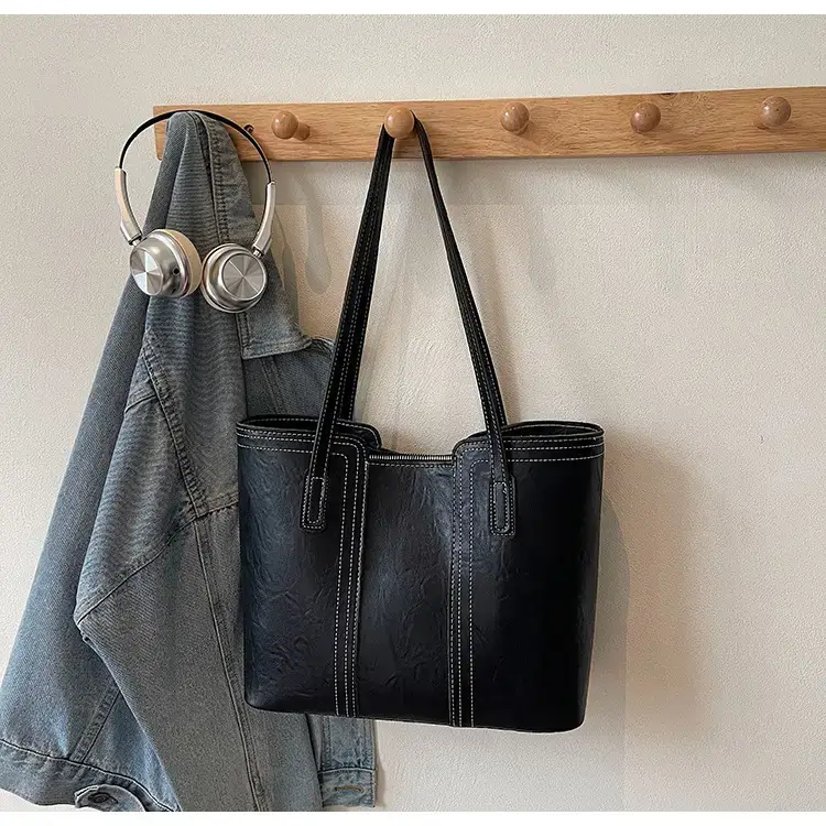 Large Capacity Leather Shoulder Bag for Women 2025 — feature 21