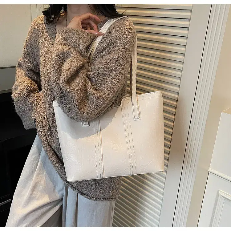 Large Capacity Leather Shoulder Bag for Women 2025 — feature 8