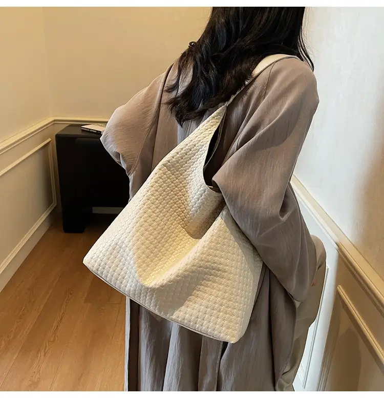 Retro Brown Leather Shoulder Bag for Women 2025 — feature 15
