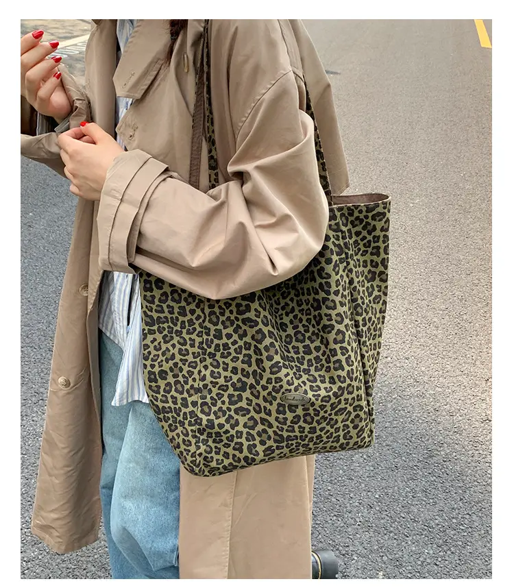 Leopard Print Large Capacity Women's Shoulder Bag — feature 9