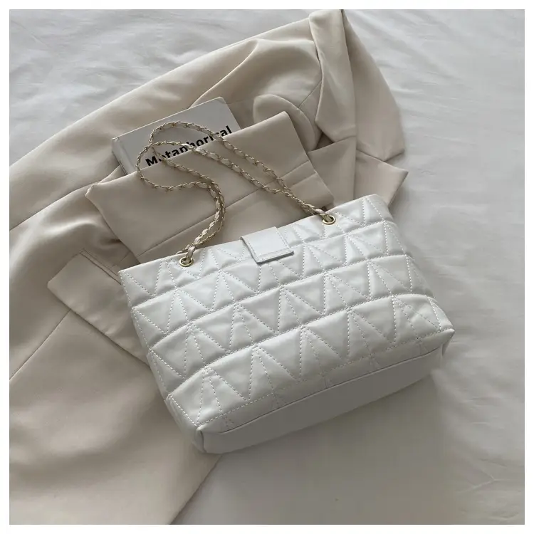 Quilted Chain Bag for Women Tan Niche Commuter Shoulder Tote — feature 18