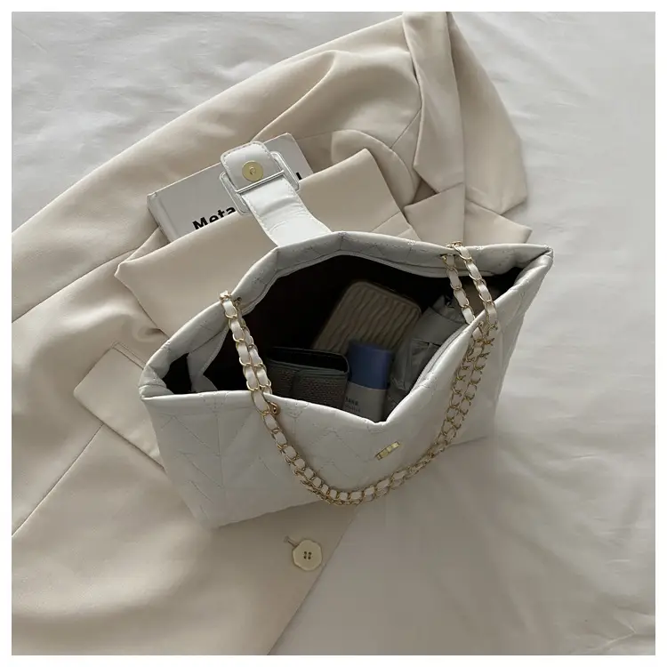 Quilted Chain Bag for Women Tan Niche Commuter Shoulder Tote — feature 19