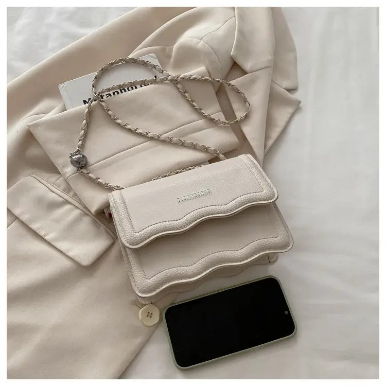 2026 Black Chain Crossbody Bag for Women — feature 11