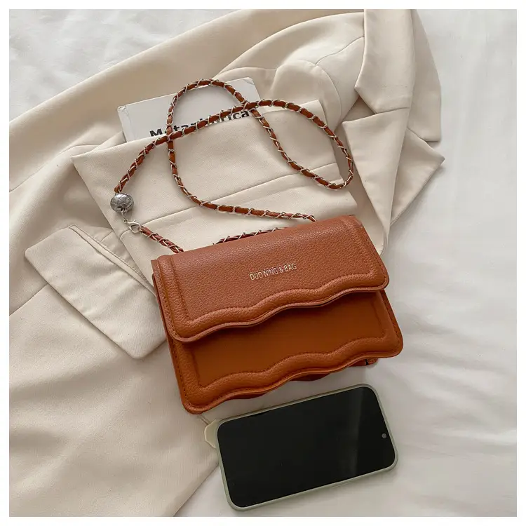 2026 Black Chain Crossbody Bag for Women — feature 20