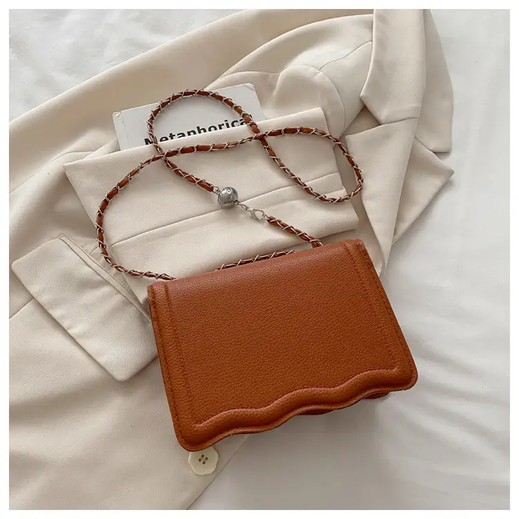 2026 Black Chain Crossbody Bag for Women — feature 21