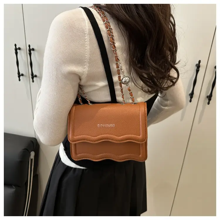 2026 Black Chain Crossbody Bag for Women — feature 9