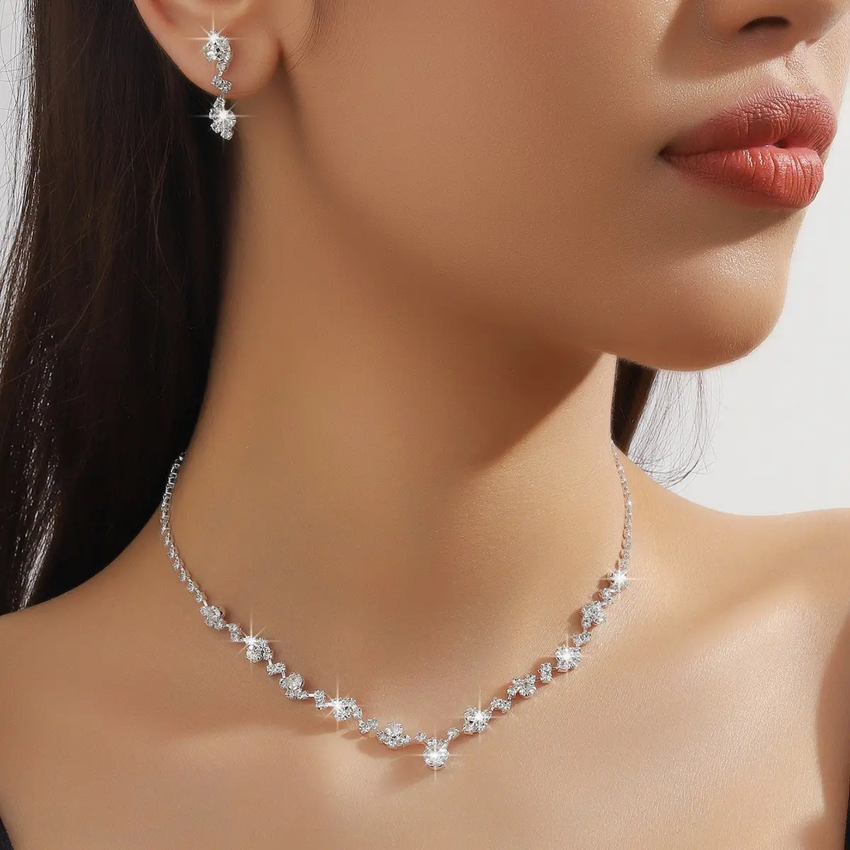 Cross-Cultural Full Diamond Bridal Necklace Set for Women — feature 6