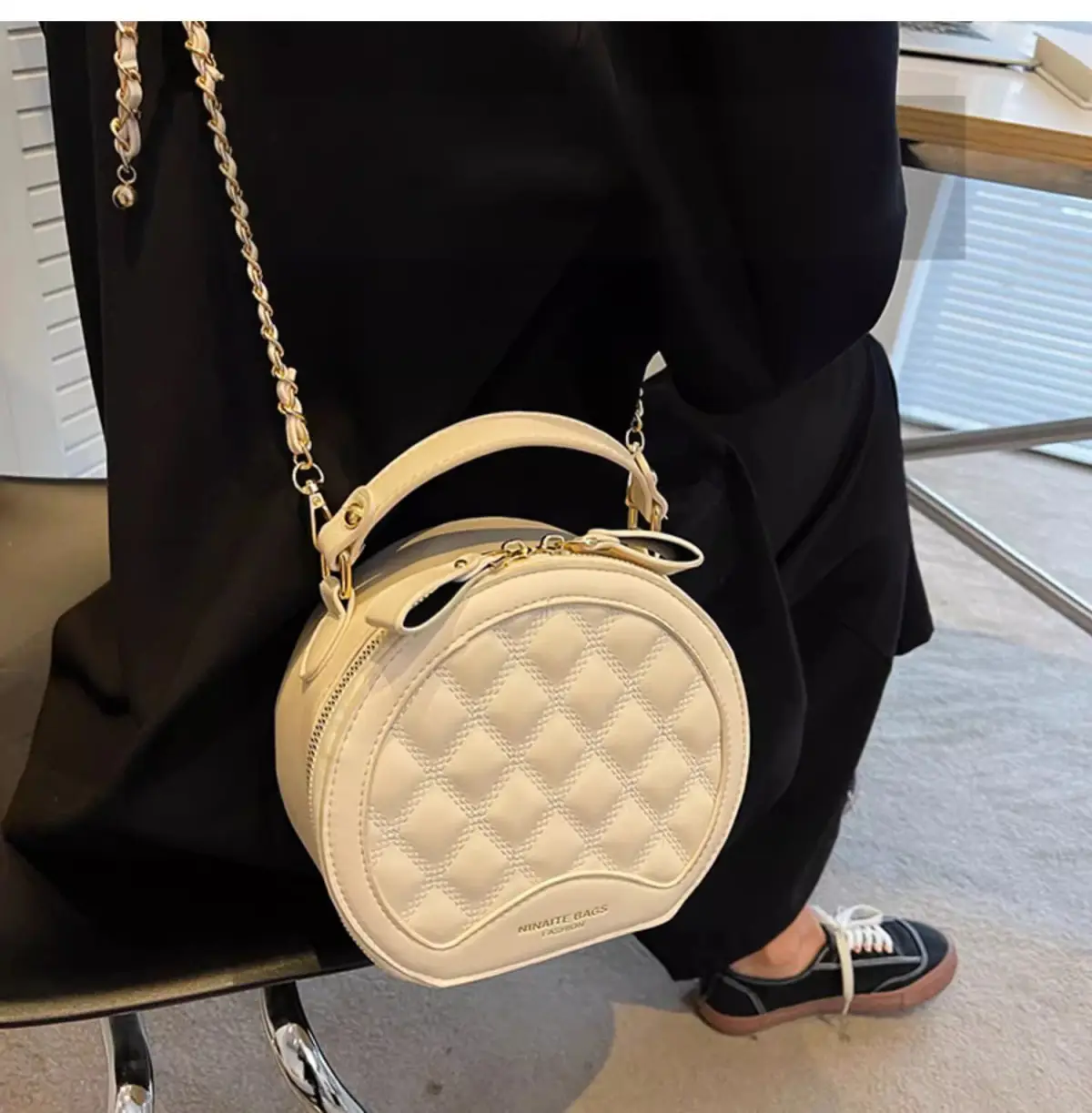 Black Quilted Satchel Bag for Women 2025 — feature 3