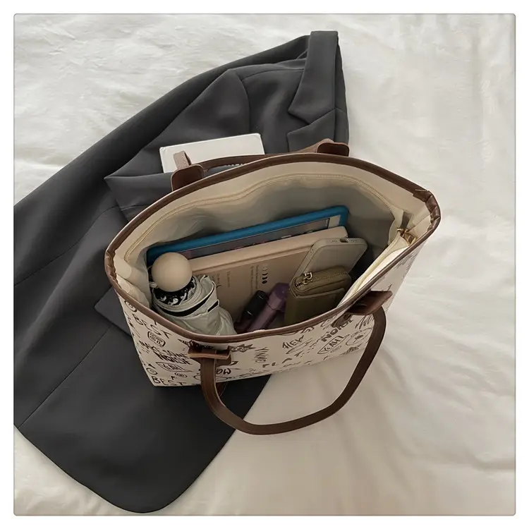 Cute Printed Shoulder Bag for Women Large Capacity Autumn New — feature 15