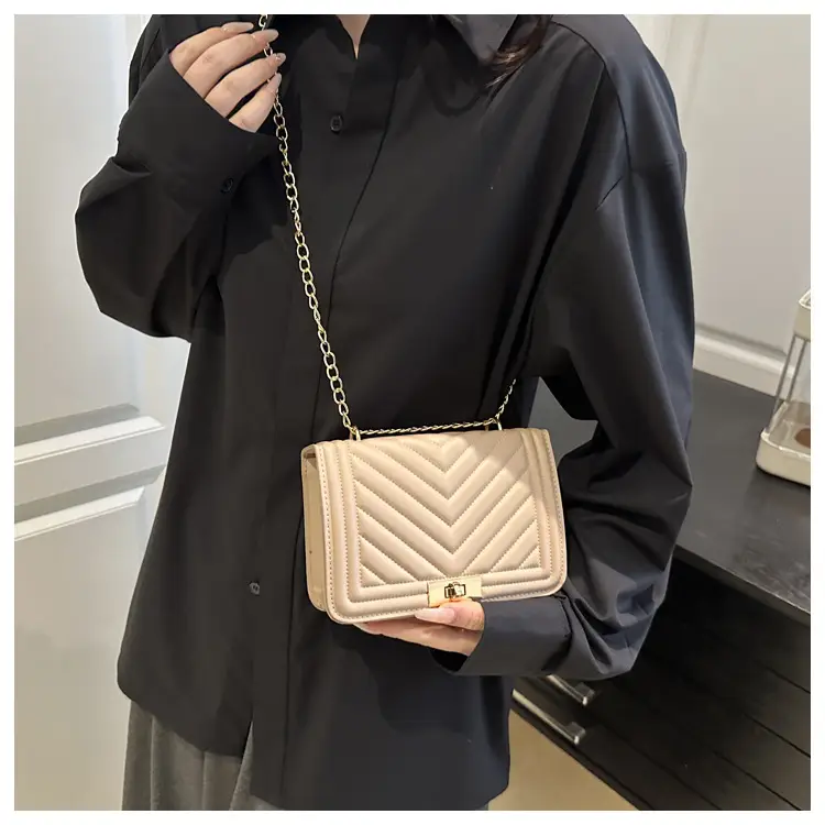 Pink Quilted Chain Shoulder Bag for Women — feature 15