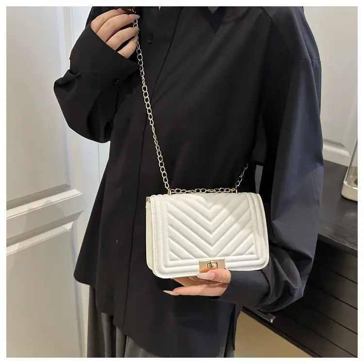 Pink Quilted Chain Shoulder Bag for Women — feature 18