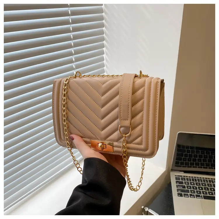 Pink Quilted Chain Shoulder Bag for Women — feature 9
