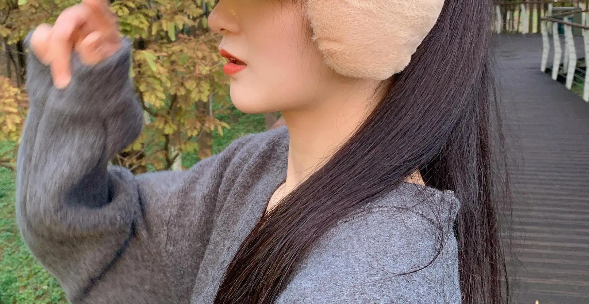 Women's Fleece Lined Winter Baseball Cap with Ponytail — feature 3