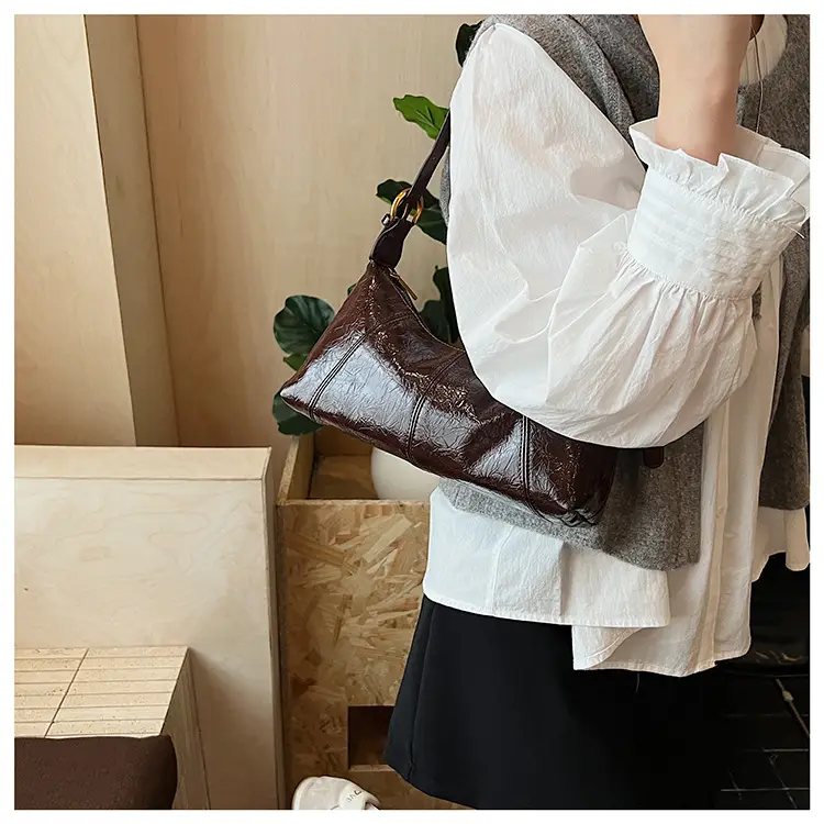 Brown Leather Shoulder Crossbody Bag for Women 2025 — feature 20