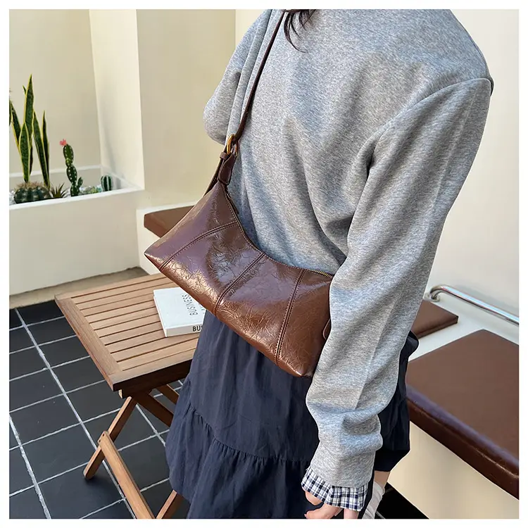 Brown Leather Shoulder Crossbody Bag for Women 2025 — feature 27