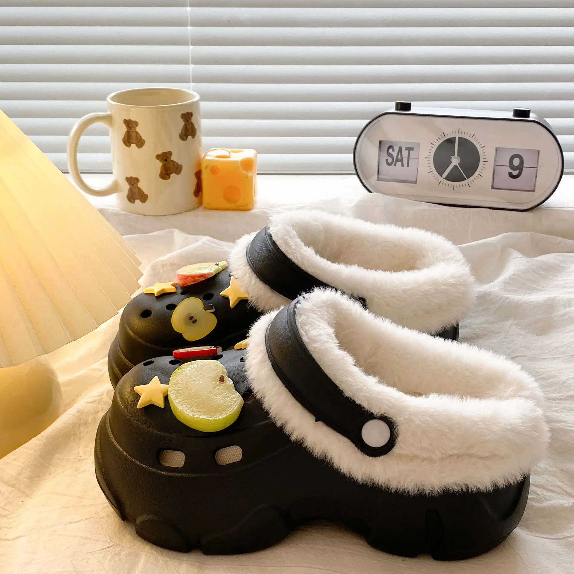 Winter Furry Thick-Soled Student Slippers Women - Image 7