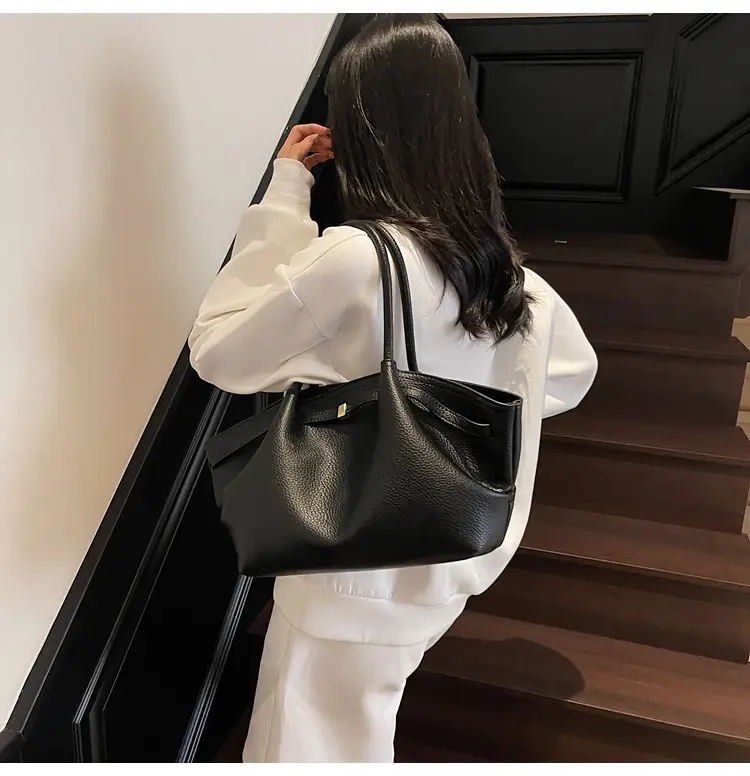 Brown Pleated Shoulder Bag for Women 2025 — feature 34