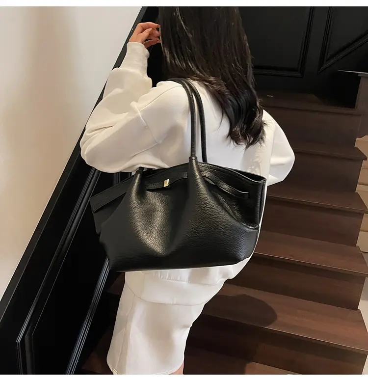 Brown Pleated Shoulder Bag for Women 2025 — feature 36