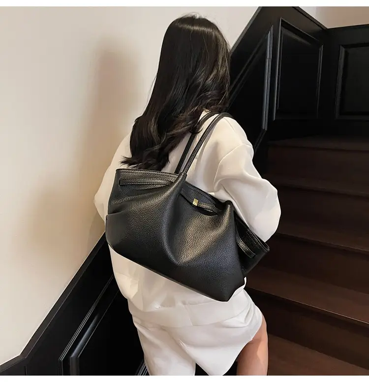 Brown Pleated Shoulder Bag for Women 2025 — feature 37