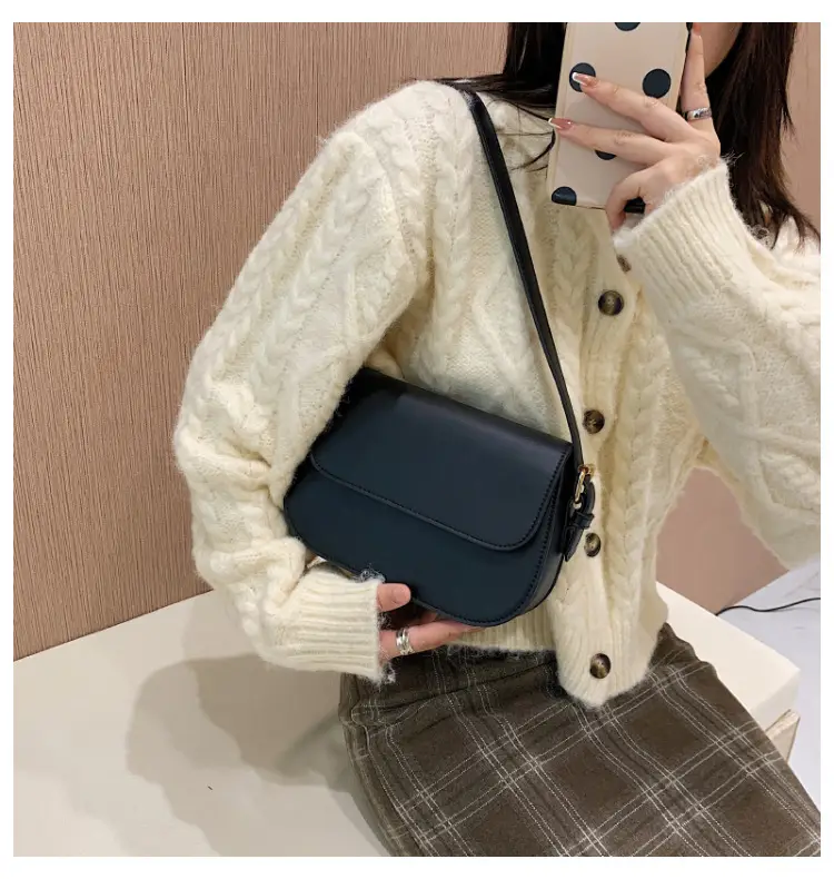 Trendy Black Crossbody Bag for Women 2025 — feature 30