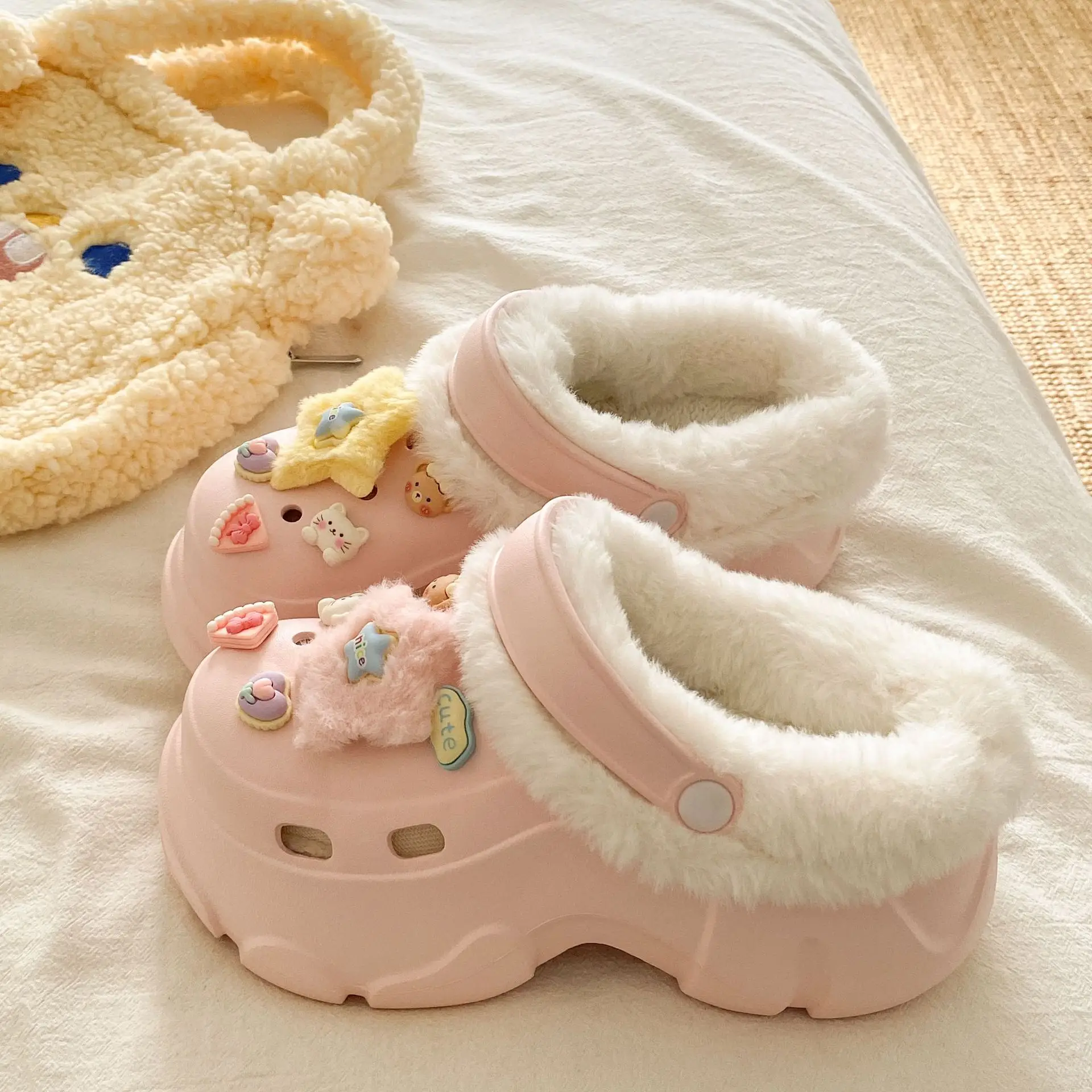 Women's Fleece Lined Clogs Winter Slippers Cream - Image 4
