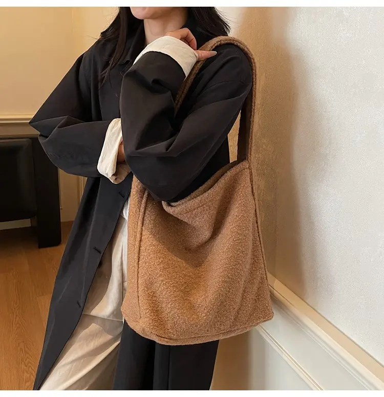 Korean Textured Commuter Bag Women Brown 2025 — feature 19