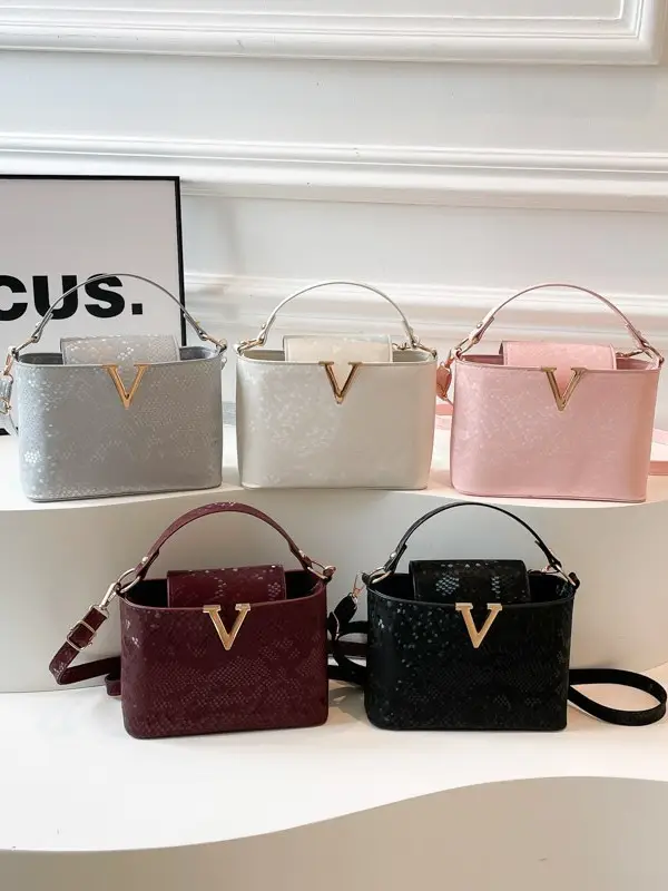 2025 Women's Silver Sequin Square Shoulder Bag - Image 10