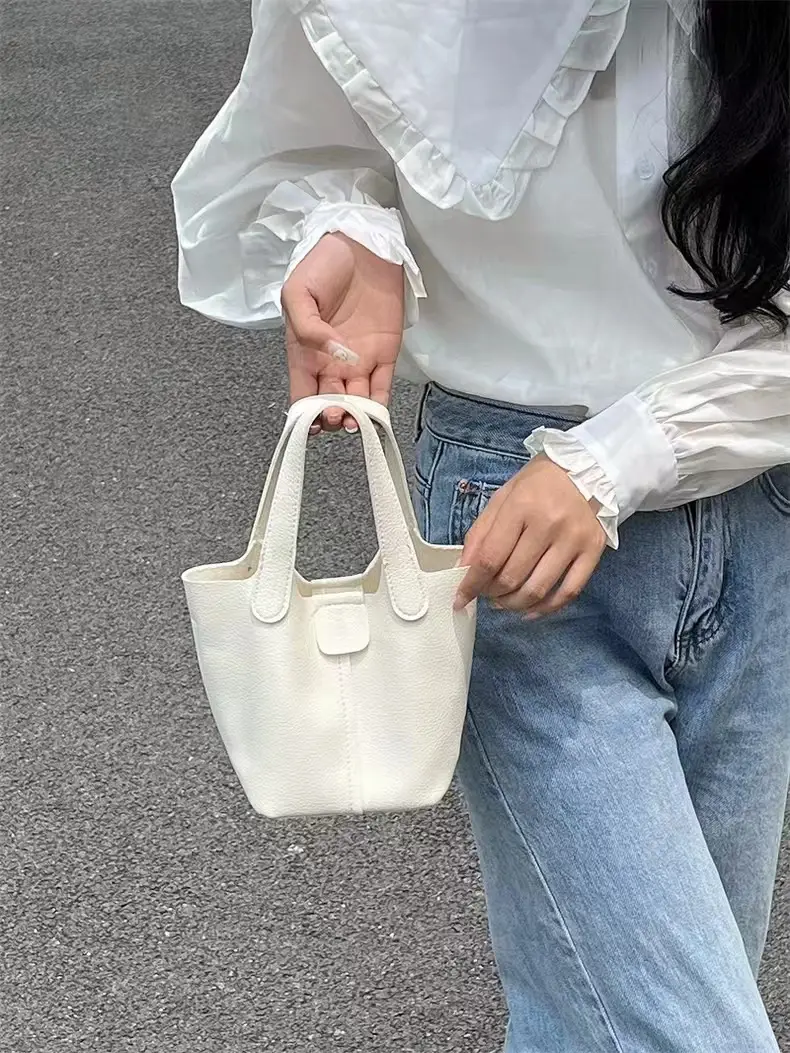 American Style Women's Yellow Tote Bag Summer 2026 — feature 17