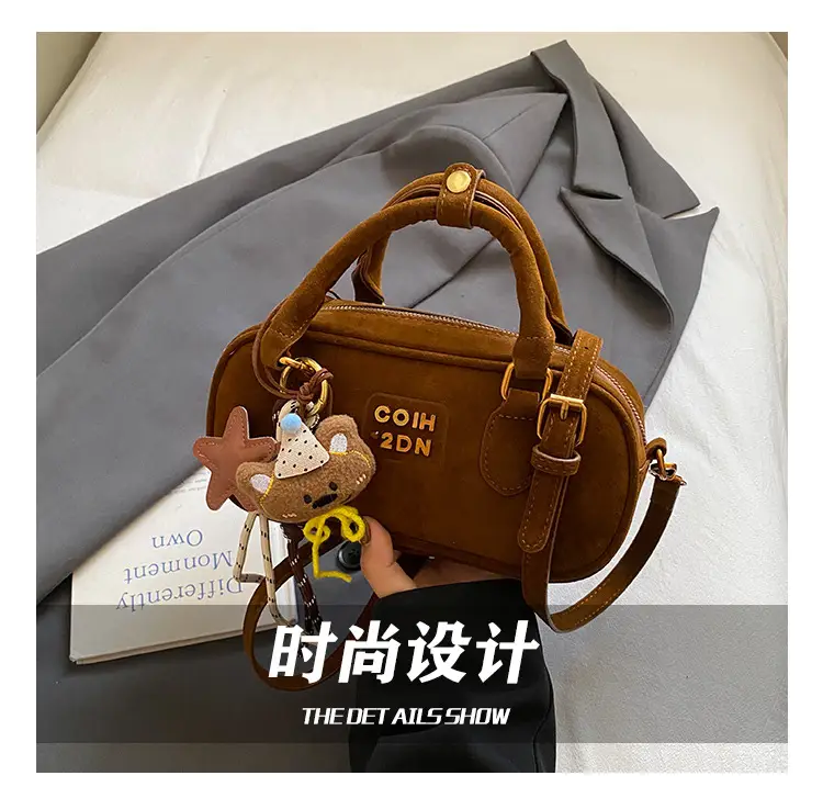 Frosted Women's Shoulder Crossbody Bag with Pendant — feature 4