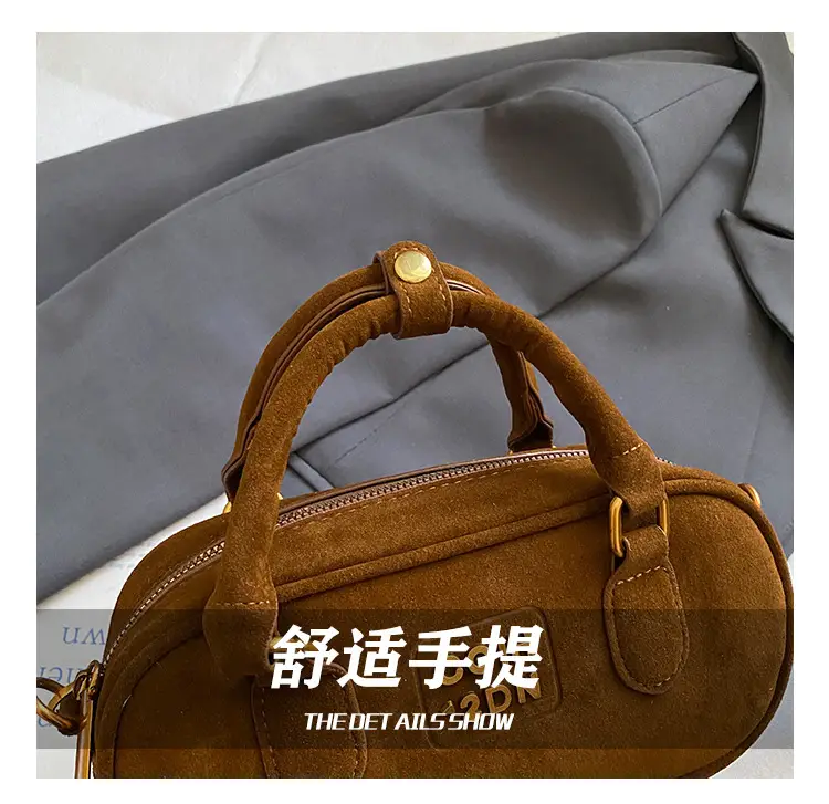 Frosted Women's Shoulder Crossbody Bag with Pendant — feature 5
