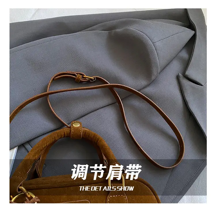 Frosted Women's Shoulder Crossbody Bag with Pendant — feature 6